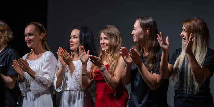 İkinci Uluslararası Amatör Tiyatrolar Festivali “ROCTOK” düzenlendi