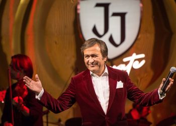 Erol Evgin Jolly Joker Private sahnesinde sevenlerine unutulmaz bir gece yaşattı