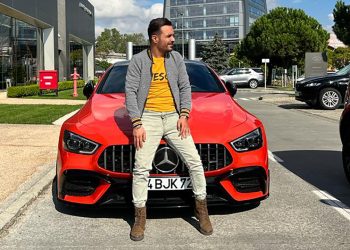 Murat Yaşar SMA hastası bir çocuk için bağış yaptı