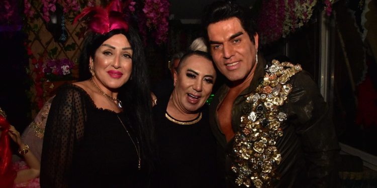 Fransua Garo’nun işletmeciliğini yaptığı Şahika Meyhane görkemli bir açılışa sahne oldu