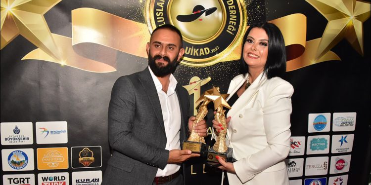 Senan Alagöz başarısını ödülle taçlandırdı