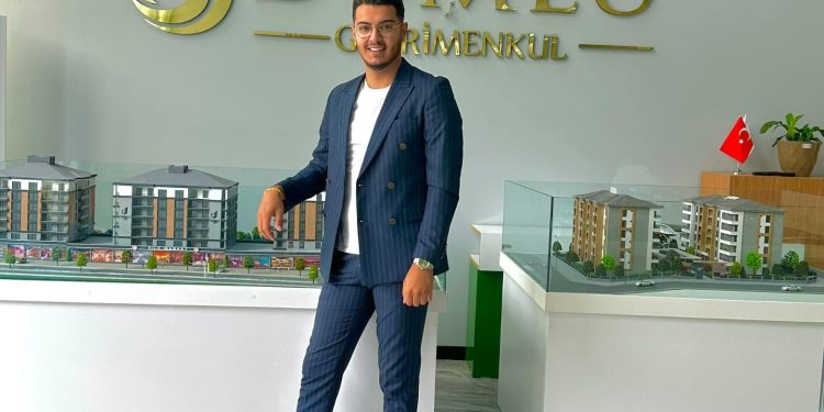 Dumlu Gayrimenkul Yalçın Dumlu Kimdir, Yalçın Dumlu ne iş yapıyor?