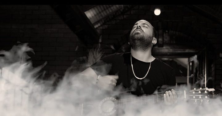 Onur Gergin “Naylon  Sevdalar” ile zirveyi zorluyor