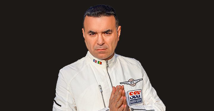 Antalya’da yaşayan yabancı uyruklu vatandaşlar DJ Mert Hakan’ı Türkiye’nin en iyi DJ’yi ilan etti