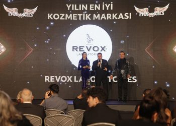 Revox Laboratories’e ‘Yılın En İyi Kozmetik Markası’ ödülü verildi