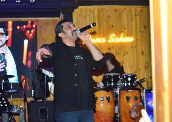 Bahçeşehir Ayna Sahne’de Bayhan rüzgarı