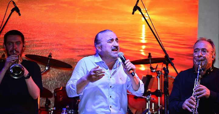 Volkan Konak Üzüm Kızı’nda unutulmaz bir geceye daha imza attı