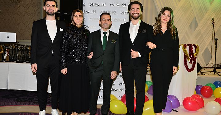 Esteworld, yeni yıla girerken çalışanlarını unutmadı